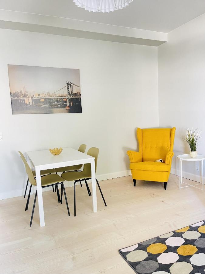 Aday - 2 Bedroom Apartment With Patio Ålborg Exterior foto